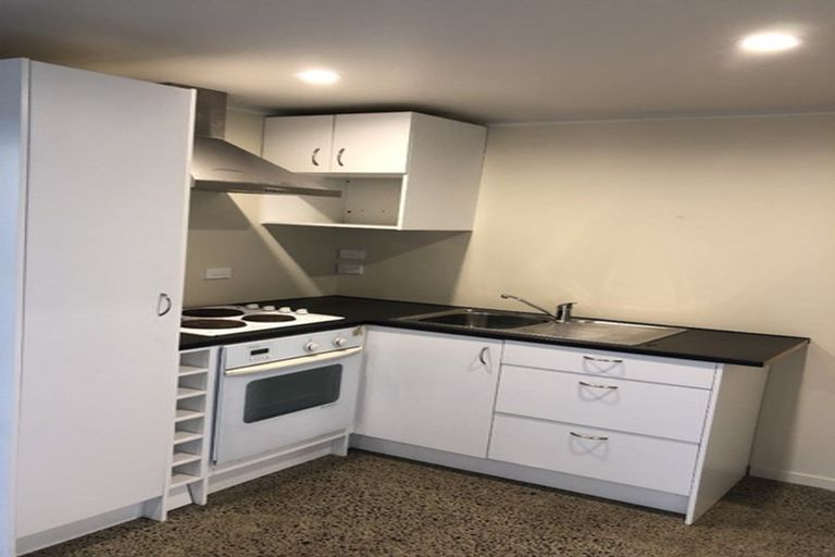 Photo of property in 1/231 Don Buck Road, Massey, Auckland, 0614