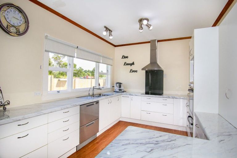 Photo of property in 95 Domett Street, Westport, 7825