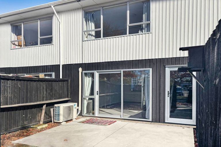 Photo of property in 2/25 Cumberland Street, Richmond, Christchurch, 8013