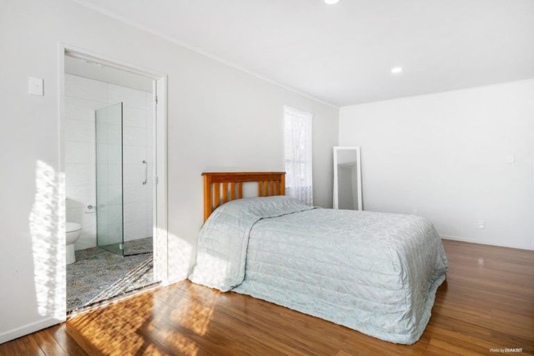 Photo of property in 26 Mascot Avenue, Mangere, Auckland, 2022