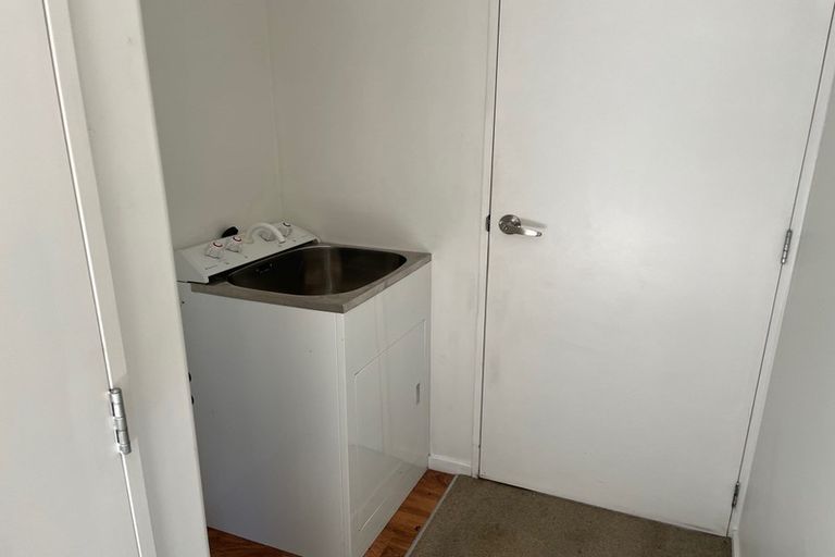 Photo of property in 5 Clinton Lane, Woolston, Christchurch, 8062