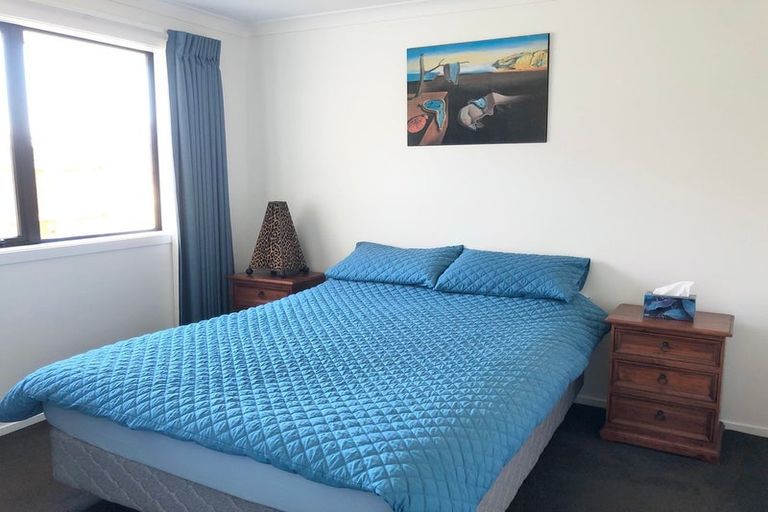 Photo of property in 79a Hinemoa Street, Levin, 5510