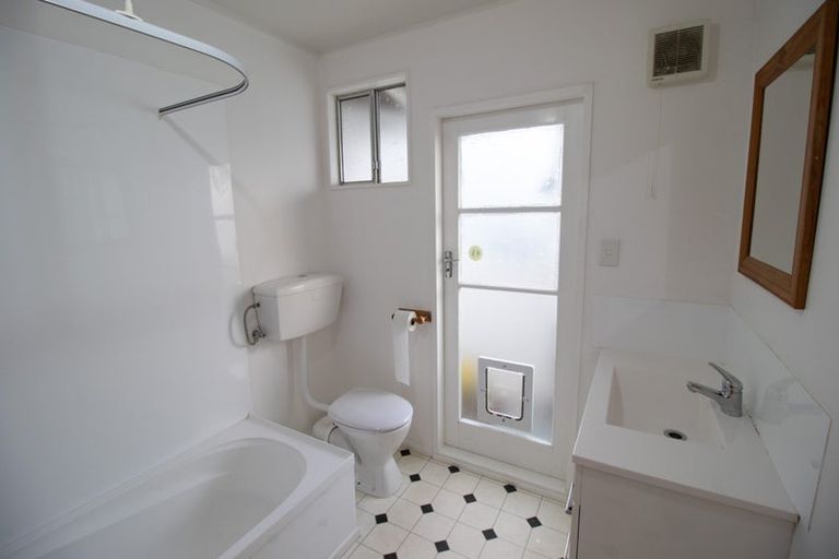 Photo of property in 107d Fraser Avenue, Johnsonville, Wellington, 6037
