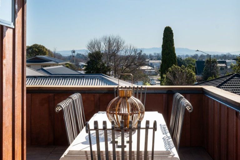 Photo of property in 43 Te Mata Road, Havelock North, 4130