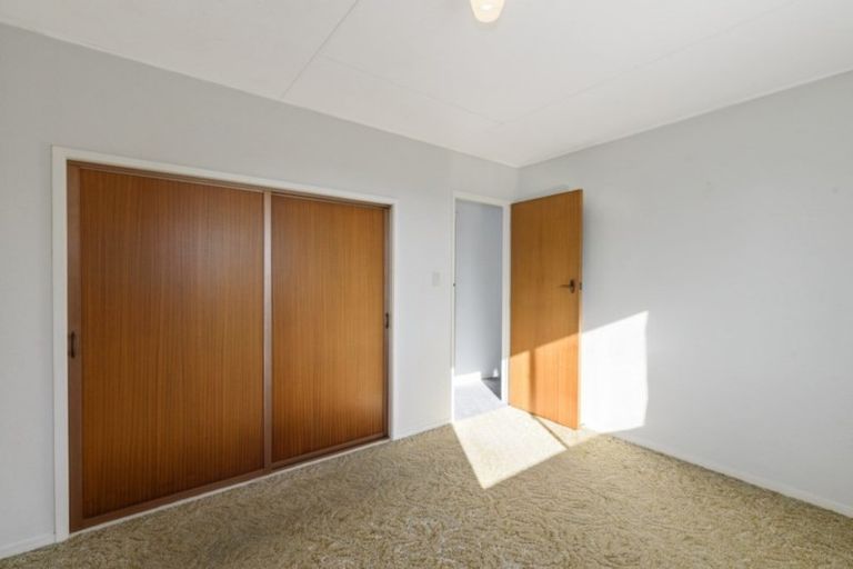 Photo of property in 64a Te Rauparaha Street, Otaki, 5512