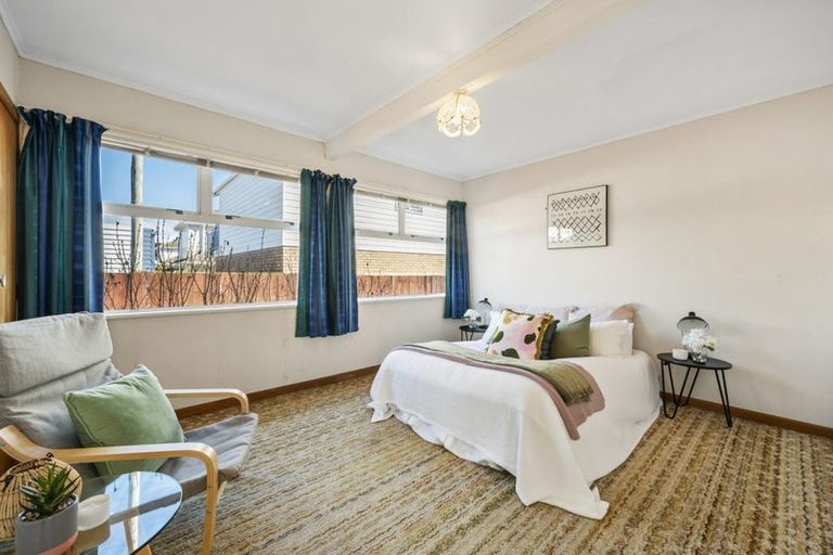 Photo of property in 13 Fife Lane, Miramar, Wellington, 6022