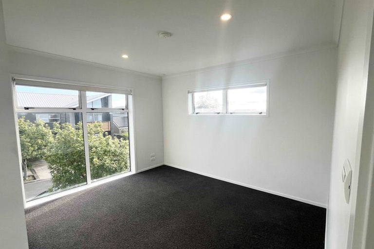 Photo of property in 9 Teal Way, Hobsonville, Auckland, 0616