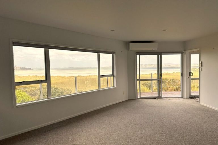 Photo of property in 17 Harbour View Road, Onerahi, Whangarei, 0110