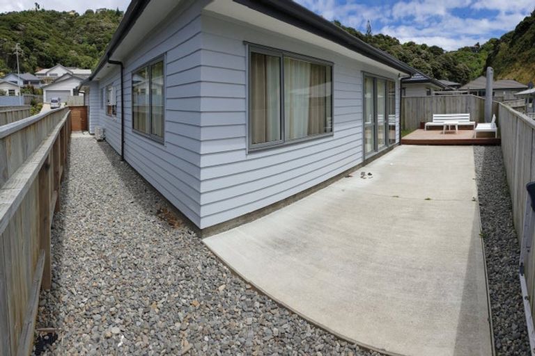 Photo of property in 22 Moonsail Drive, Whitby, Porirua, 5024