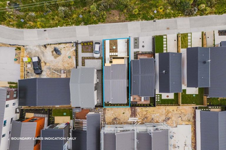 Photo of property in 10 Papai Lane, Massey, 0614