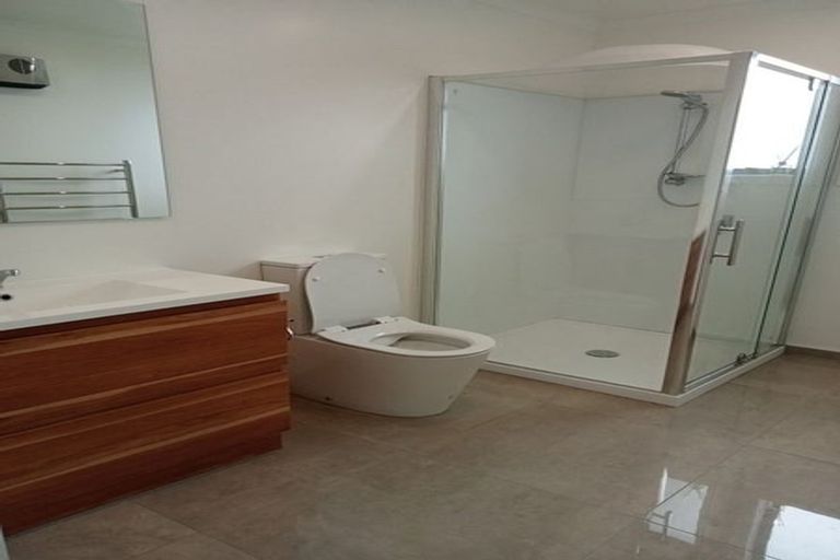Photo of property in 1 Saint Abbs Place, North Dunedin, Dunedin, 9016