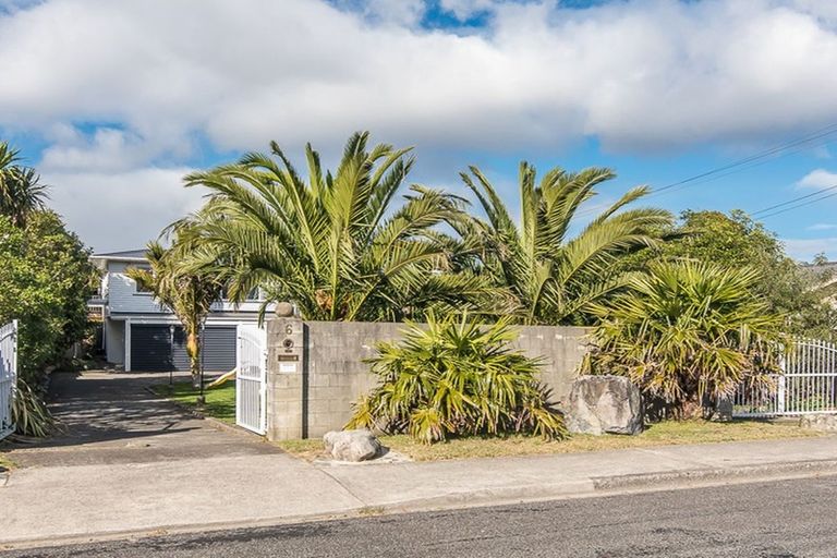 Photo of property in 6 Michael Road, Paraparaumu Beach, Paraparaumu, 5032