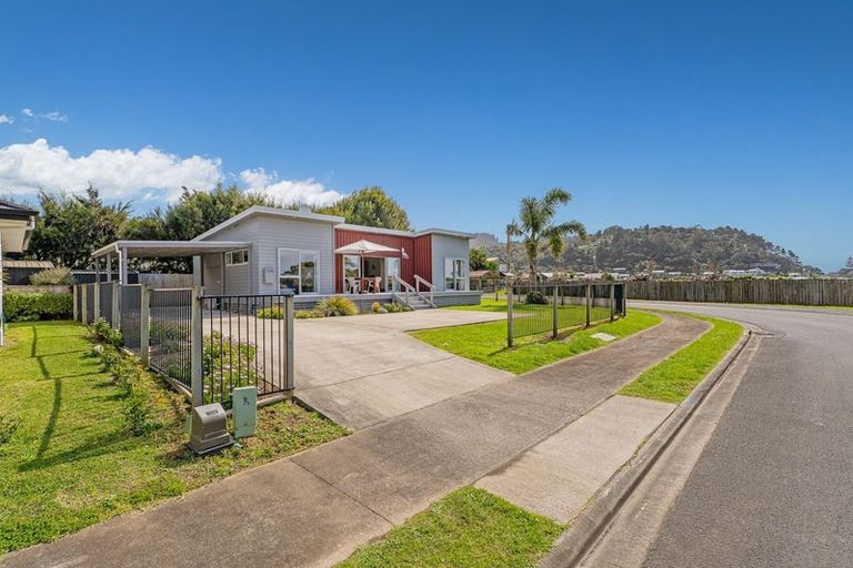 Photo of property in 20 Tairua Palms Place, Tairua, 3508