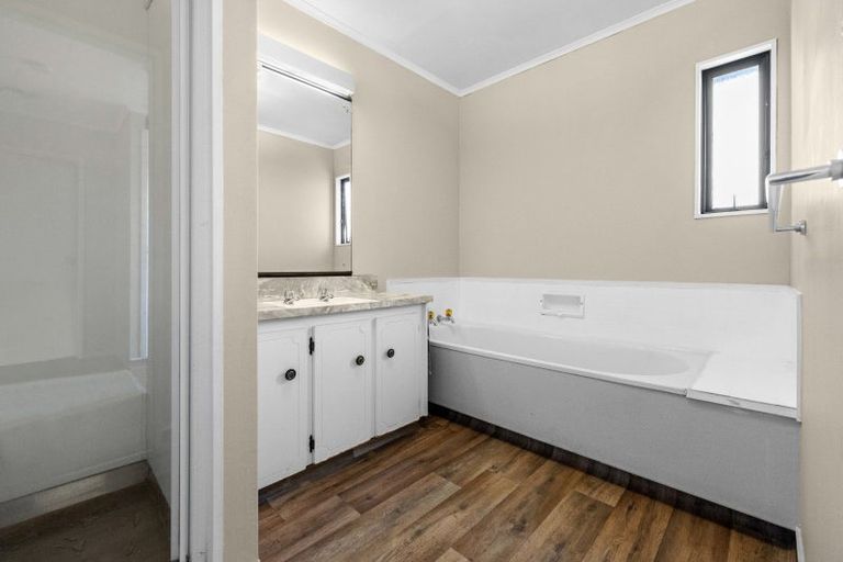 Photo of property in 31b Donegal Crescent, Tamatea, Napier, 4112