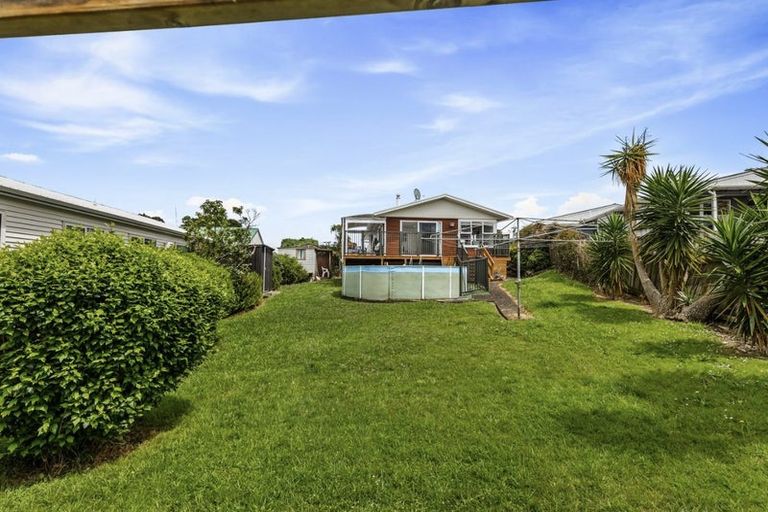 Photo of property in 199 Don Buck Road, Massey, Auckland, 0614