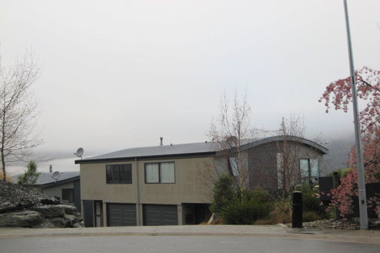 Photo of property in Elkridge Apartments, 7/64 Marina Drive, Frankton, Queenstown, 9300