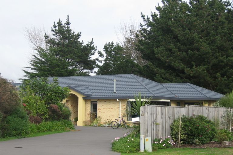 Photo of property in 12 San Vito Place, Paraparaumu Beach, Paraparaumu, 5032