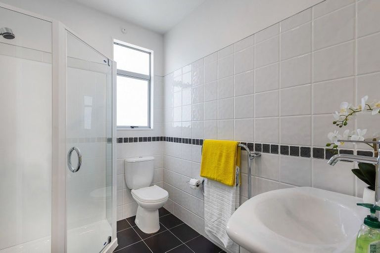 Photo of property in 6 Cromarty Place, Papakowhai, Porirua, 5024