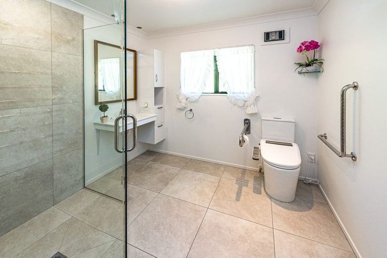 Photo of property in 3 Georgetti Road, Bastia Hill, Whanganui, 4500