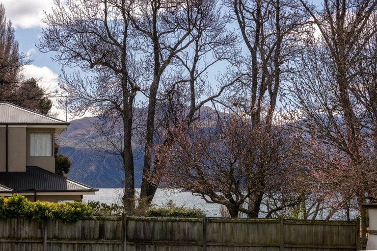 Photo of property in 3 Stonebridge Close, Wanaka, 9305