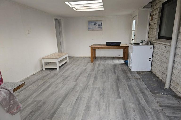 Photo of property in 5a Airport Drive, Milson, Palmerston North, 4414