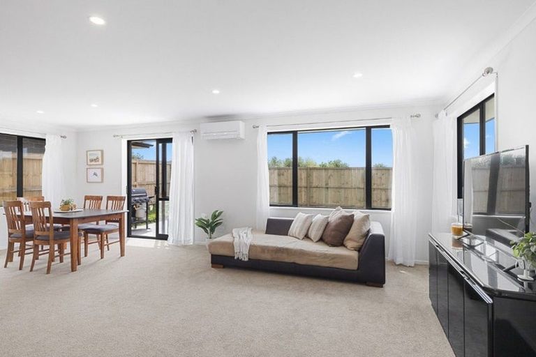 Photo of property in 29 Pouate Way, Waiuku, 2123