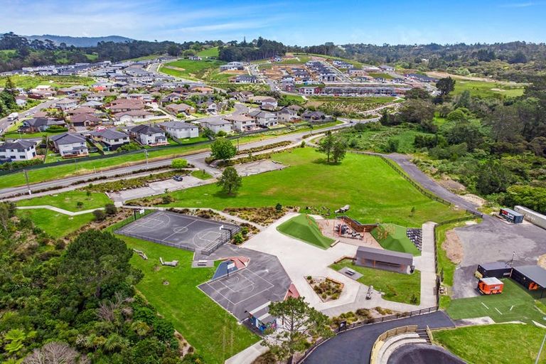 Photo of property in 25 Barrel Crescent, Swanson, Auckland, 0614