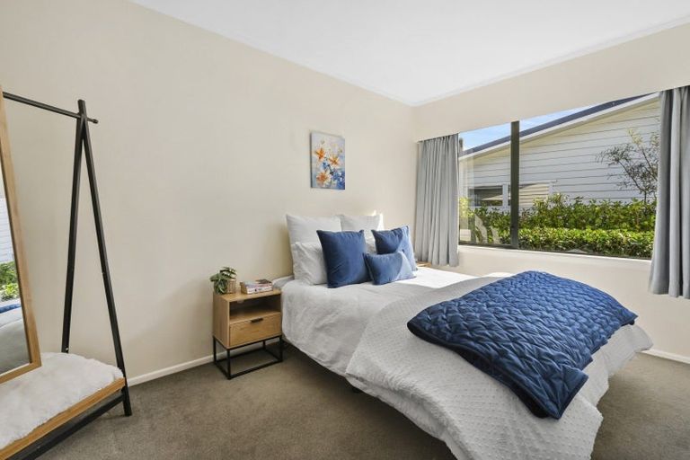 Photo of property in 13 Chorley Grove, Churton Park, Wellington, 6037