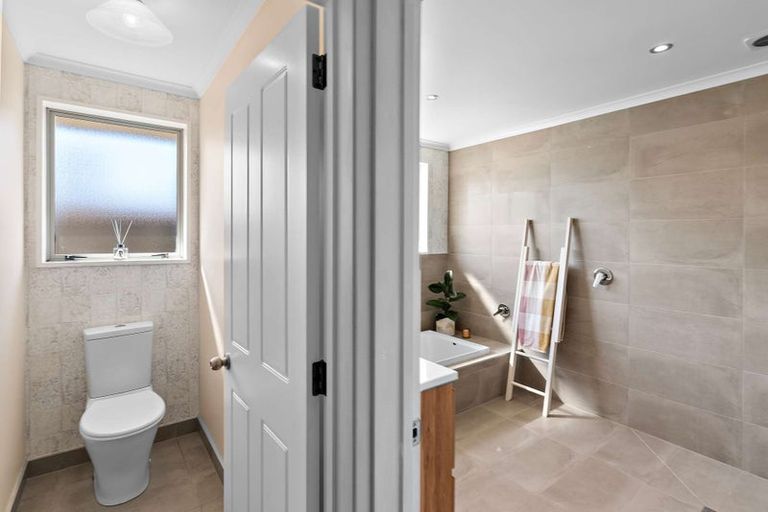 Photo of property in 238 Kingsbury Avenue, Rangiora, 7400