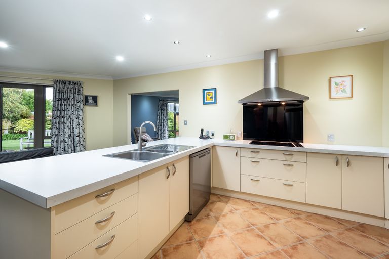 Photo of property in 31 Coppinger Terrace, Aidanfield, Christchurch, 8025