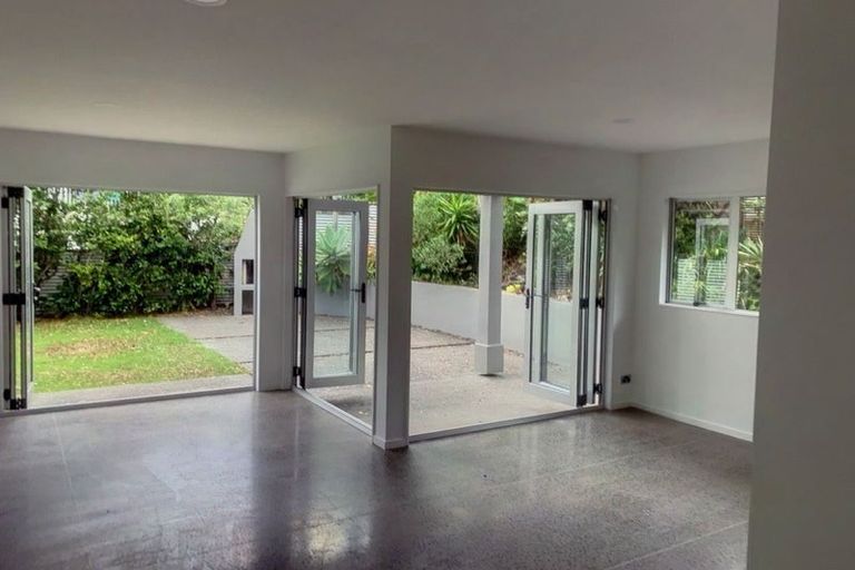 Photo of property in 20a Jutland Street, Mairangi Bay, Auckland, 0630