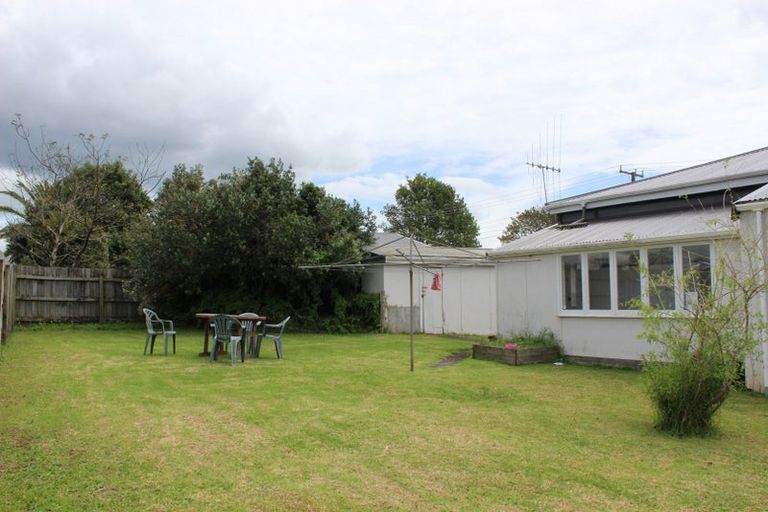 Photo of property in 3 Meldrum Street, Te Kamo, Whangarei, 0112