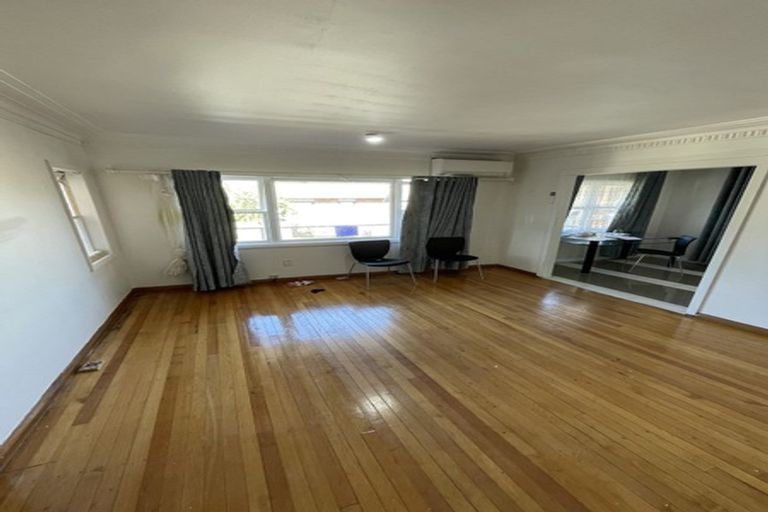 Photo of property in 2/37 Clendon Avenue, Papatoetoe, Auckland, 2025