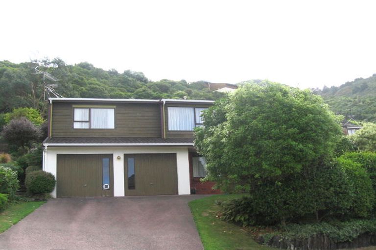 Photo of property in 14 Satara Crescent, Khandallah, Wellington, 6035