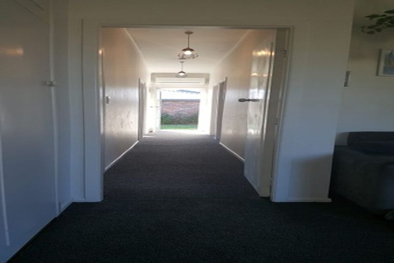 Photo of property in 47 Mackworth Street, Woolston, Christchurch, 8062