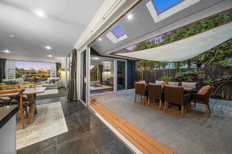Photo of property in 10 Lake Drive, Karaka, Papakura, 2113