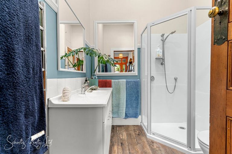 Photo of property in 17 Oparakau Road, Matakohe, 0594