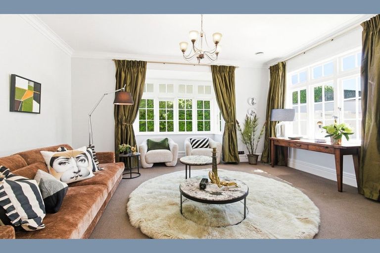 Photo of property in 15 Lucknow Terrace, Khandallah, Wellington, 6035