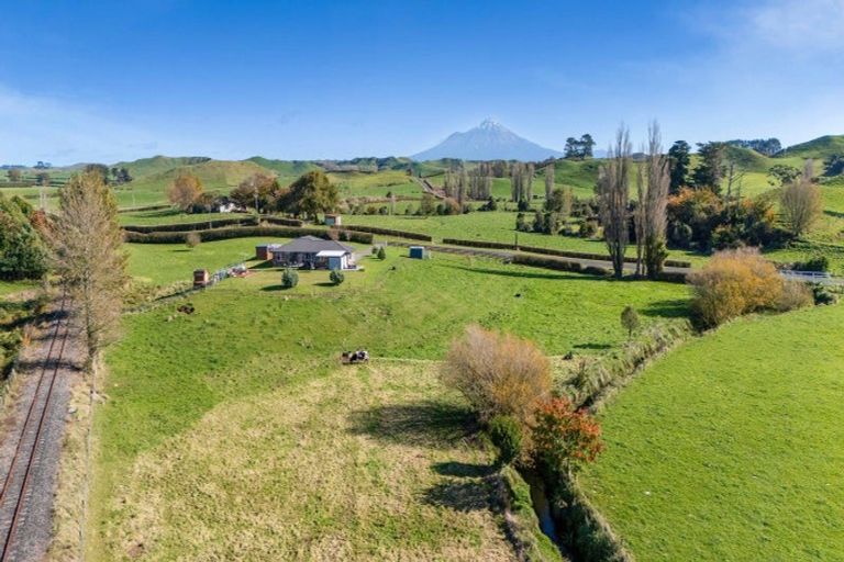 Photo of property in 26 Wawiri Road, Toko, Stratford, 4392
