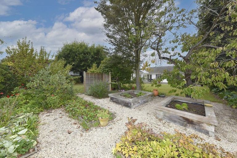 Photo of property in 98 Brookside Terrace, Bryndwr, Christchurch, 8053