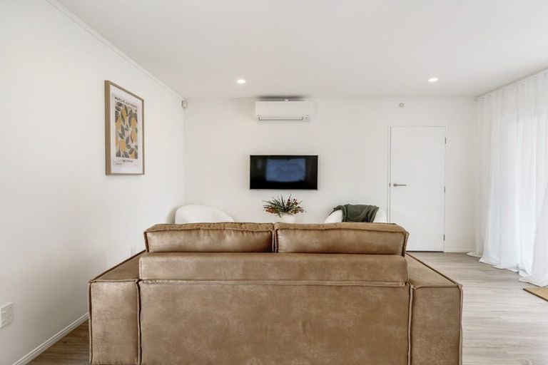 Photo of property in 23a Mack Place, Red Hill, Papakura, 2110