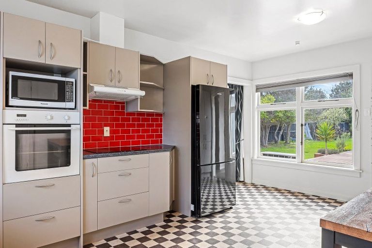 Photo of property in 13 Voss Street, Shirley, Christchurch, 8013