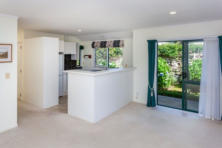 Photo of property in 124a Avalon Place, Whangamata, 3620