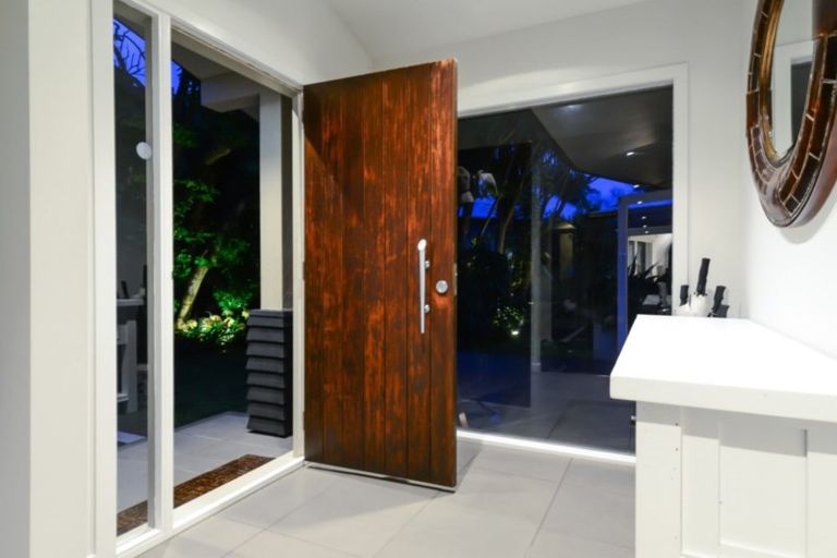 Photo of property in 54 Memorial Drive, Hamilton East, Hamilton, 3216