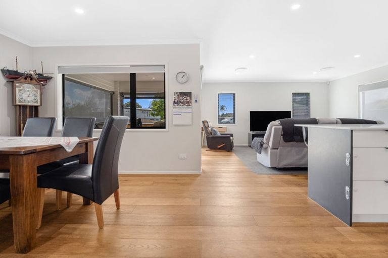 Photo of property in 14 Mary Place, Pyes Pa, Tauranga, 3112