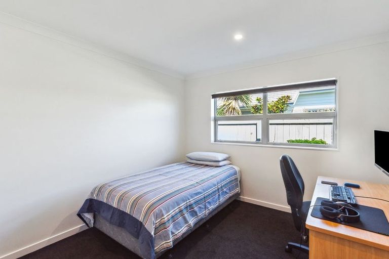 Photo of property in 15 Taranui Way, Paraparaumu Beach, Paraparaumu, 5032