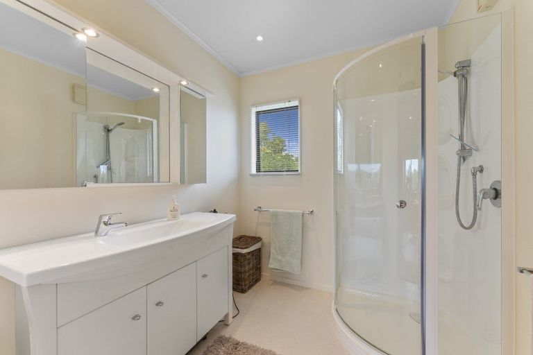 Photo of property in 76 Grace Street, Sanson, 4817