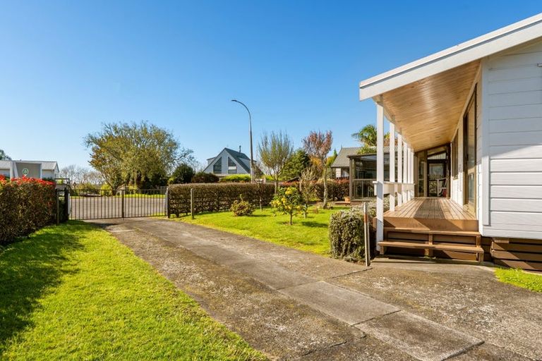 Photo of property in 9 Nettlingham Place, Te Puke, 3119