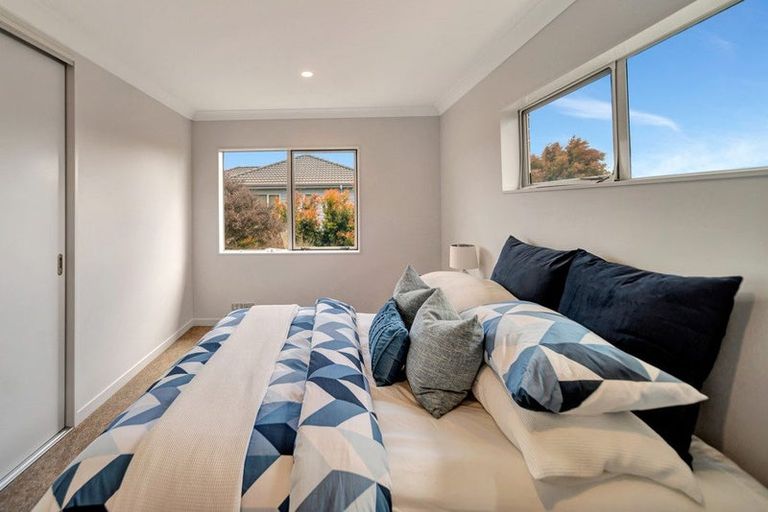 Photo of property in 23 Laurel Oak Drive, Schnapper Rock, Auckland, 0632