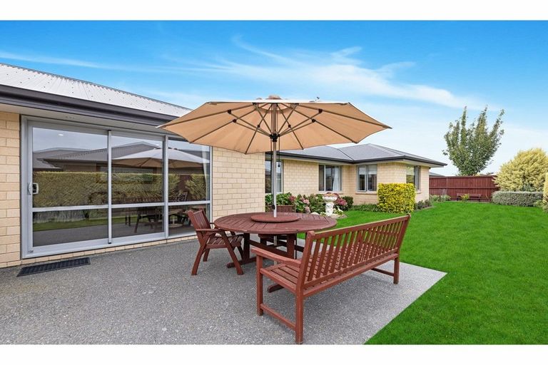 Photo of property in 16 Rapley Street, Kaiapoi, 7630